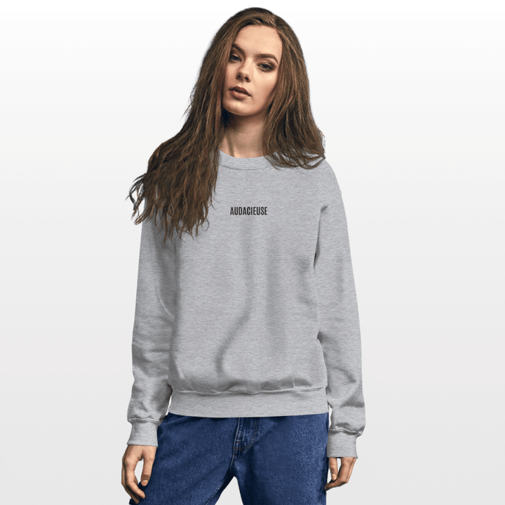 Sweat gris femme AUDACIEUSE – Broderie inspirante pour l’ambition
