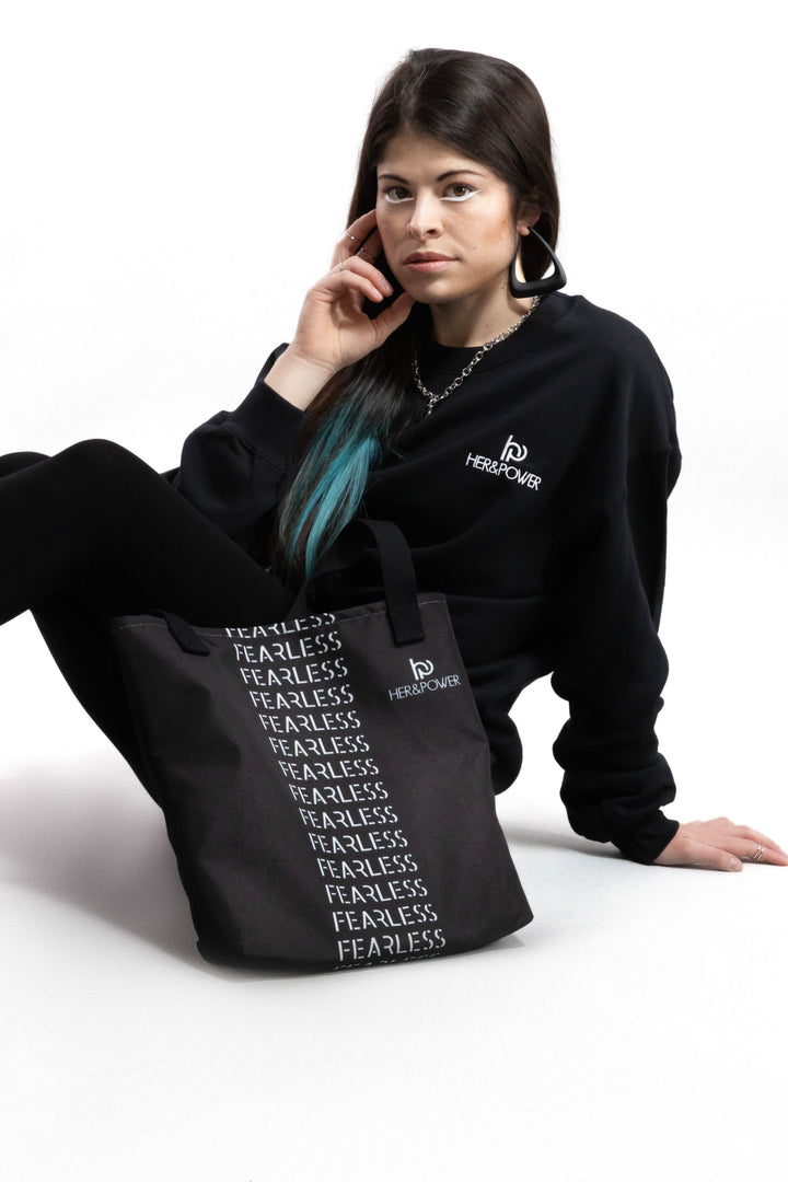 Tote bag noir FEARLESS avec impression inspirante "sans peur"